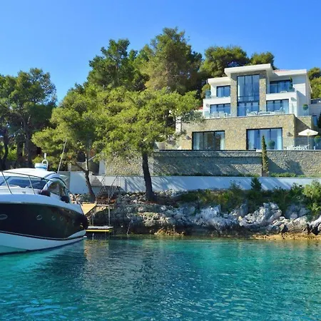 Miraculous Brac With Winery And Gym * Nerezisca